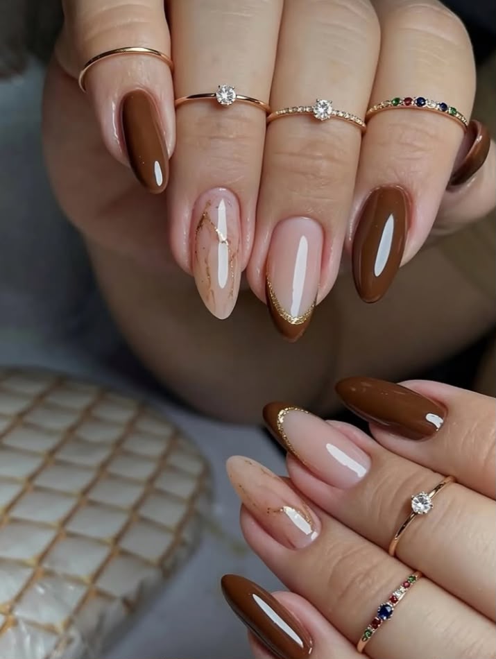 Alongamento em gel molde F1 — trabalho do studio Tayza Nails