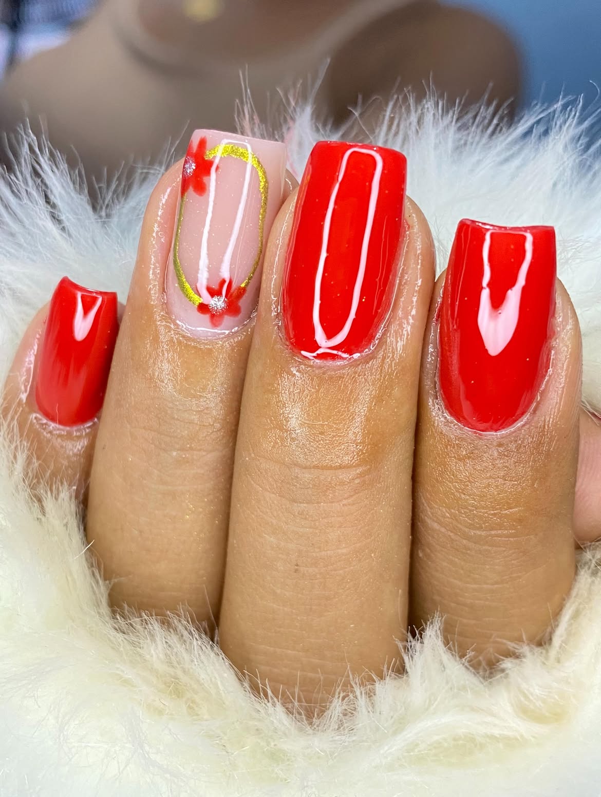 Trabalho de unhas — banho de gel